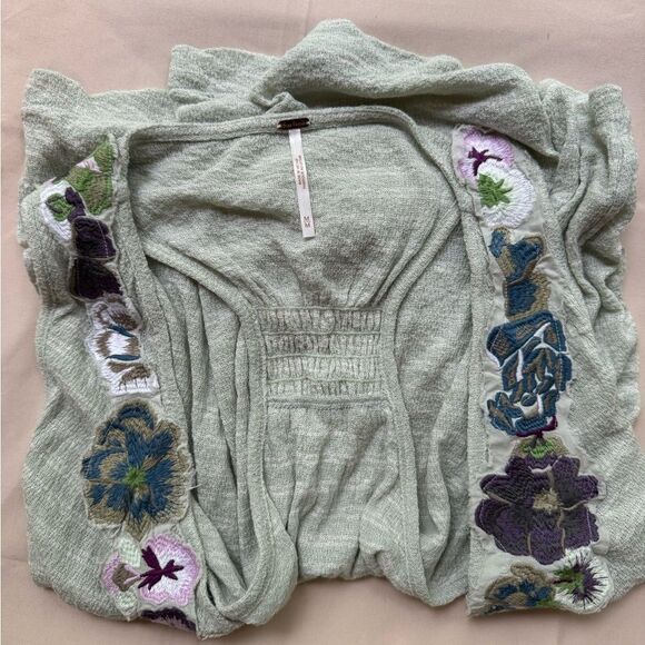 Free People open front floral striped wrap top size medium - Picture 7 of 7